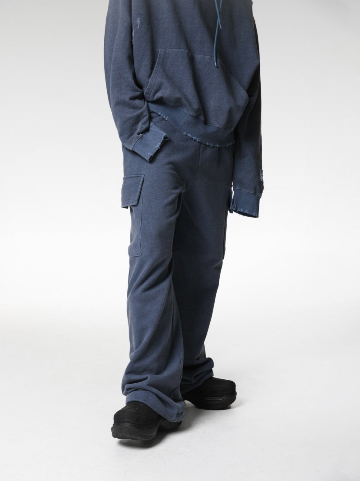 Pigment Cargo Pants (blue)